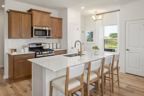 Townhouse For Sale - 10268 Birchwood Circle<br/> Victoria, MN 55318