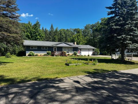 Homes For Sale - 400 York Street<br/> Pine River, MN 56474
