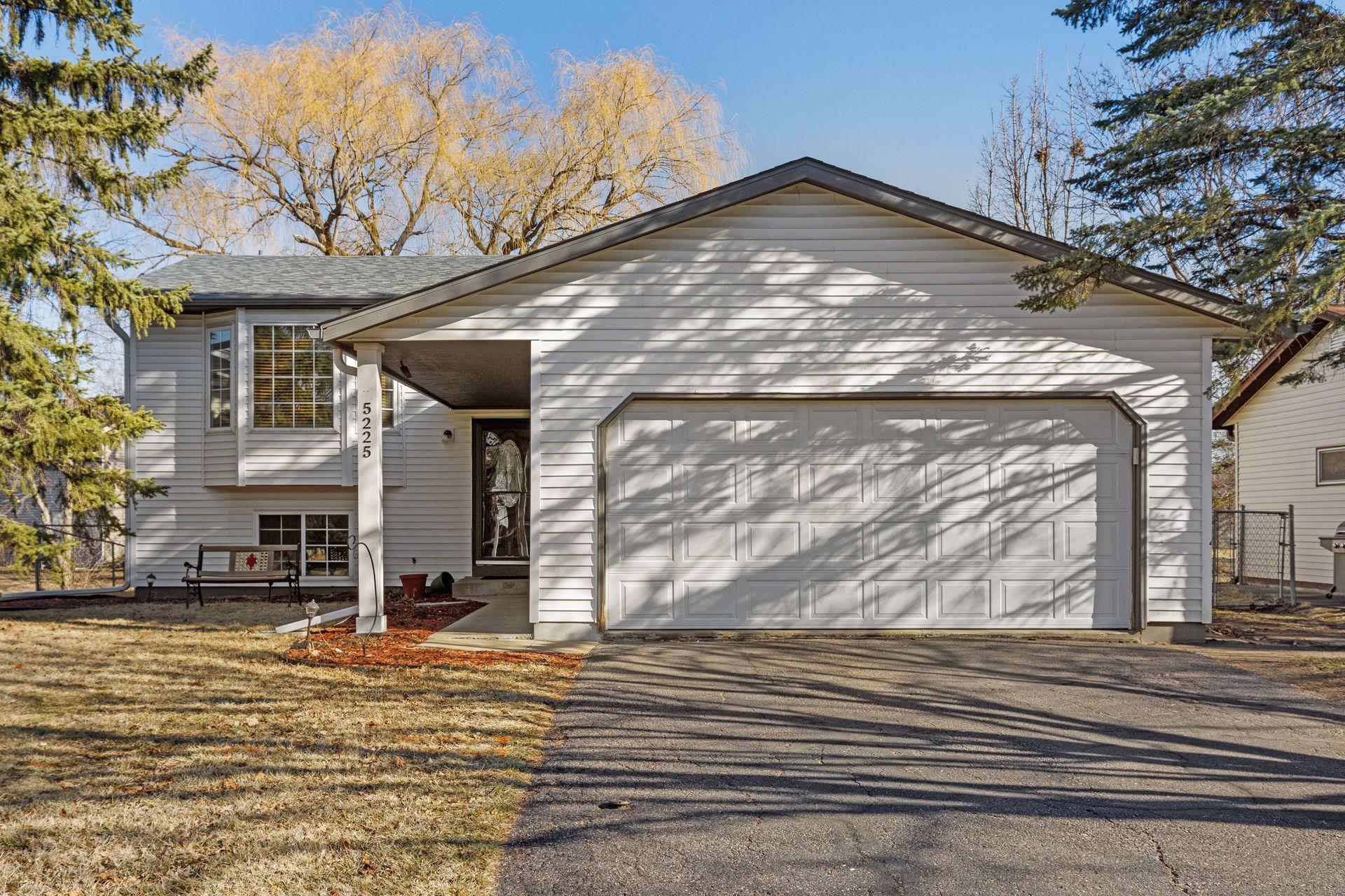5225 Upper 183rd Street, Farmington, Minnesota image 2