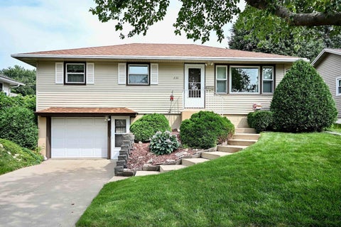 Homes For Sale - 2311 18th Street<br/> Rochester, MN 55901