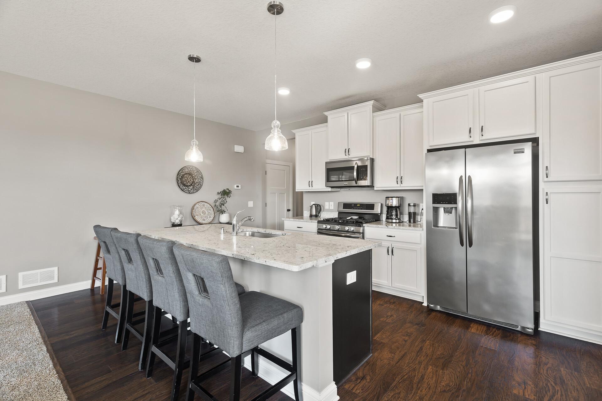 18829 Huntley Trail, Lakeville, Minnesota image 9