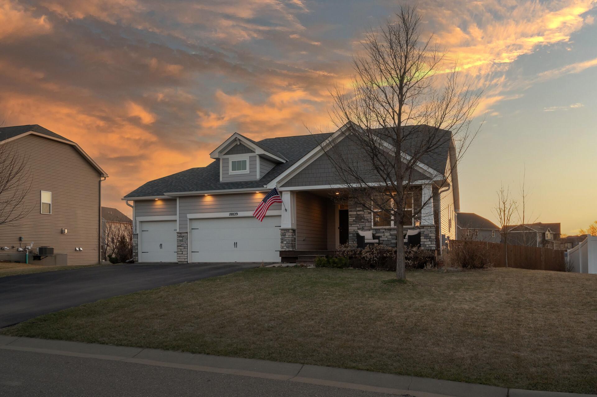 18829 Huntley Trail, Lakeville, Minnesota image 1