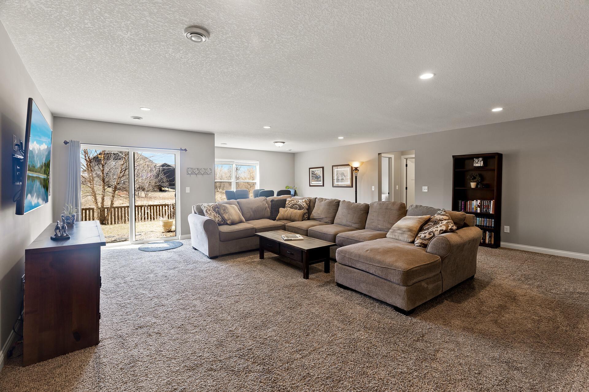 18829 Huntley Trail, Lakeville, Minnesota image 25