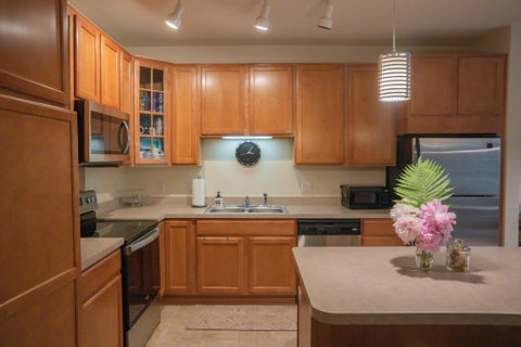 Condo For Sale - 7100 Metro Boulevard<br/> Hennepin County, Minneapolis, MN 55439