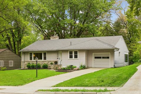 Homes For Sale - 3932 W 58th Street<br/> Hennepin County, Minneapolis, MN 55424