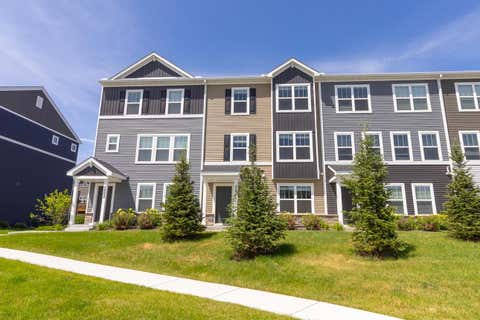 Townhouse For Sale - 5860 156th Street<br/> Saint Paul, MN 55124