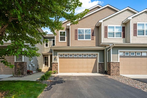 Townhouse For Sale - 9531 Declaration Drive<br/> Carver County, Chanhassen, MN 55317