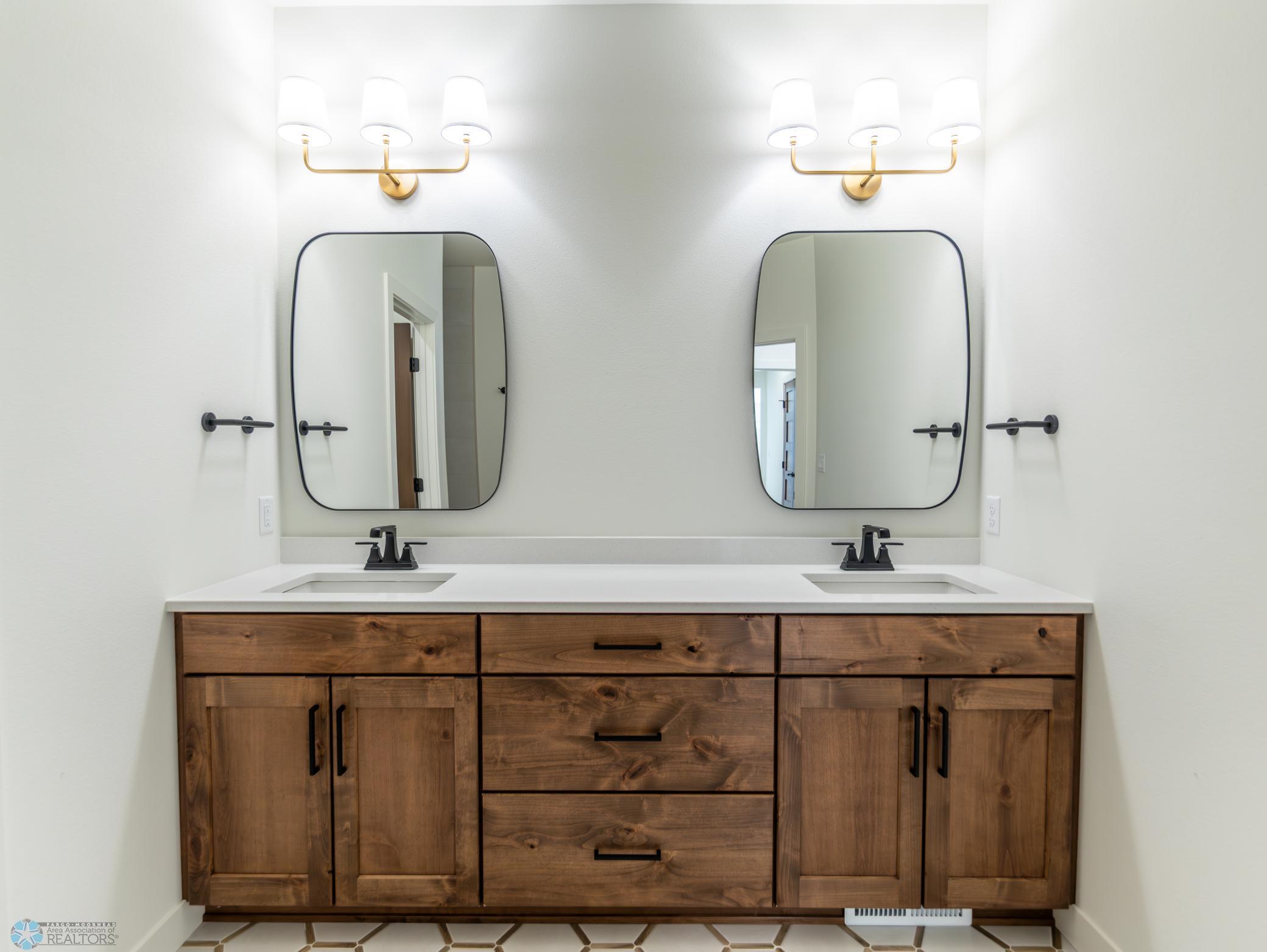 West Fargo, North Dakota 58078, United States, 3 Bedrooms Bedrooms, ,3 BathroomsBathrooms,Residential,Active,90452