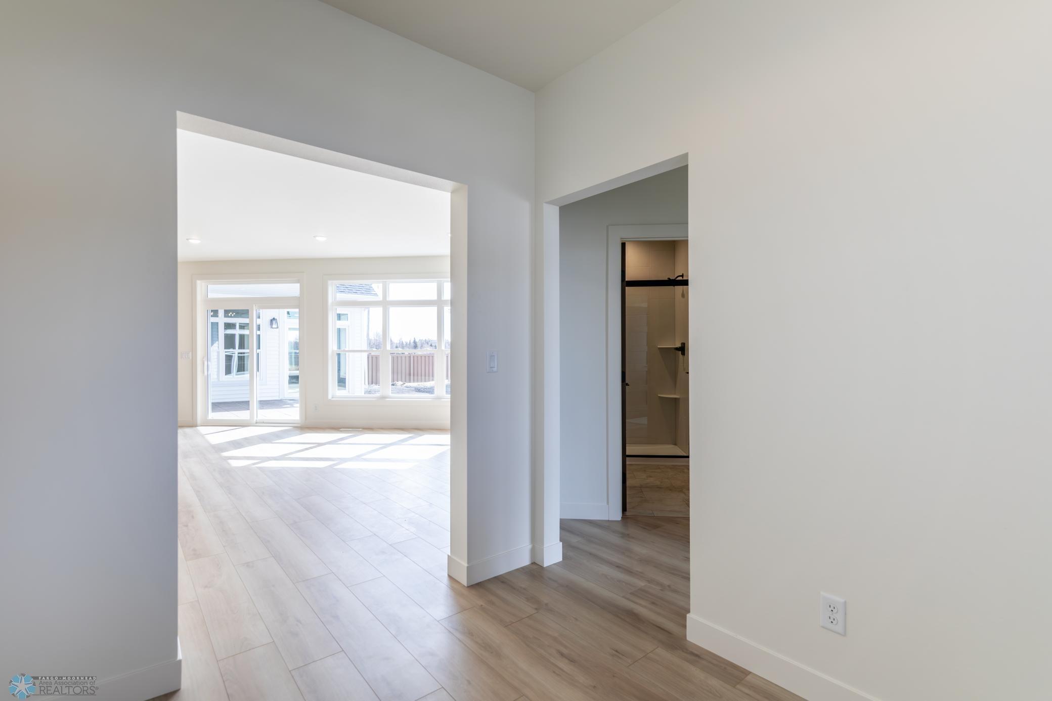 West Fargo, North Dakota 58078, United States, 3 Bedrooms Bedrooms, ,3 BathroomsBathrooms,Residential,Active,90452