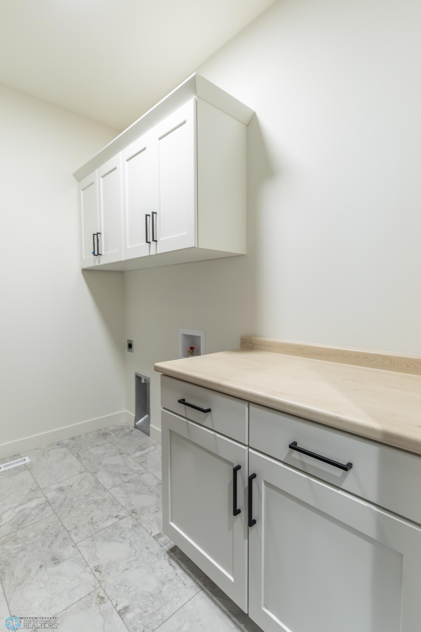 West Fargo, North Dakota 58078, United States, 3 Bedrooms Bedrooms, ,3 BathroomsBathrooms,Residential,Active,90452