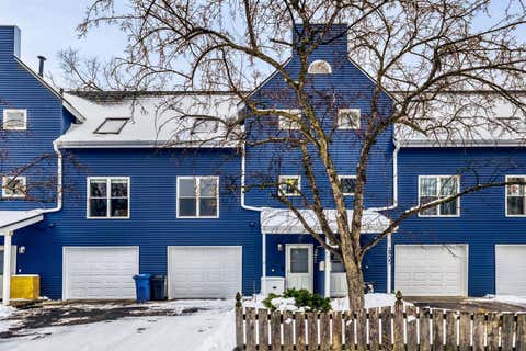 Townhouse For Sale - 1907 S 5th Street<br/> Minneapolis, MN 55454