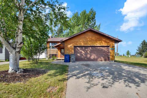 Homes For Sale - 1849 29th Street Circle<br/> Moorhead, MN 56560