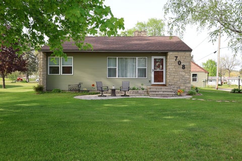 Homes For Sale - 708 3rd Street<br/> Pepin County, Pepin, WI 54759