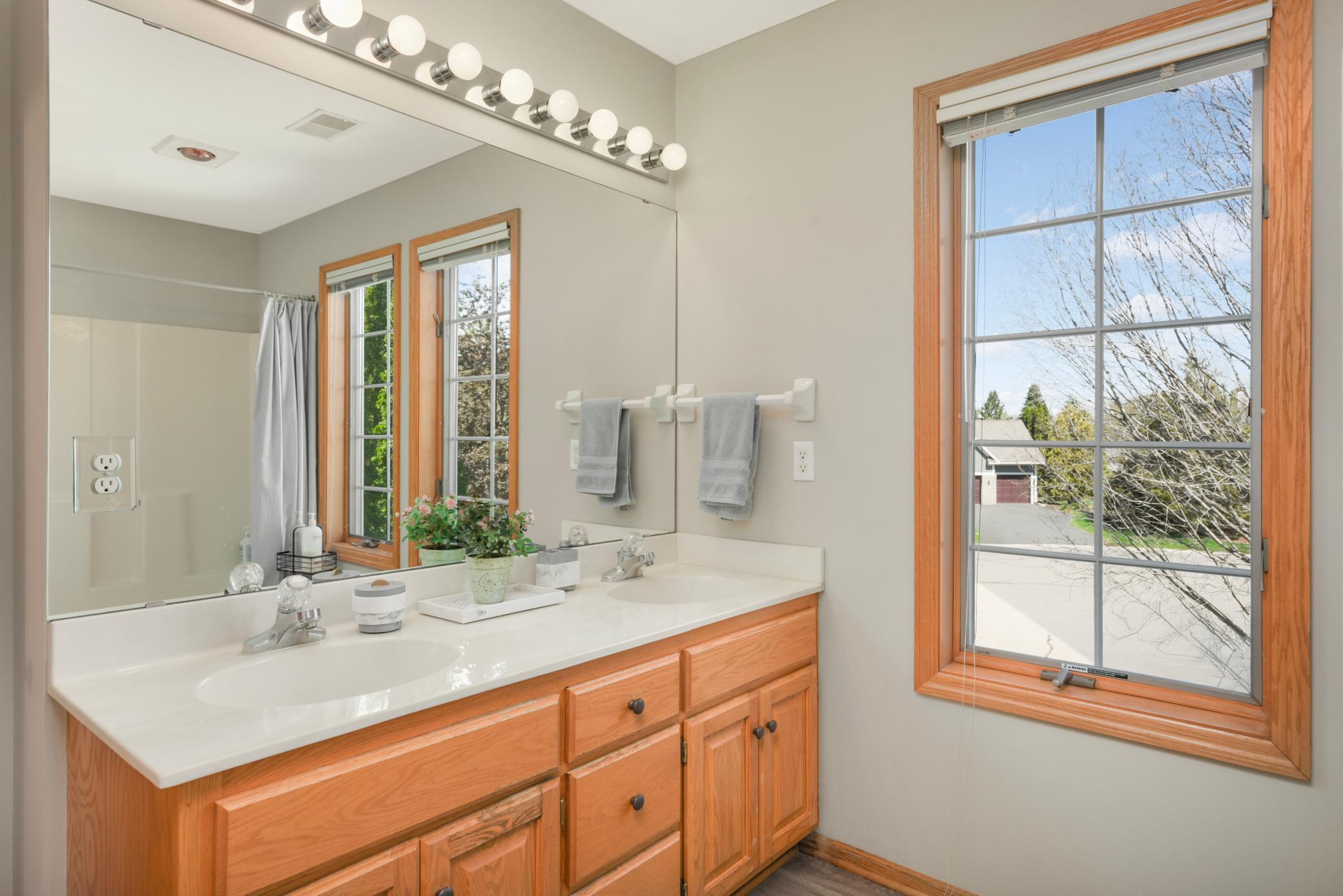 3352 Richmond Bay, Woodbury, Minnesota image 33