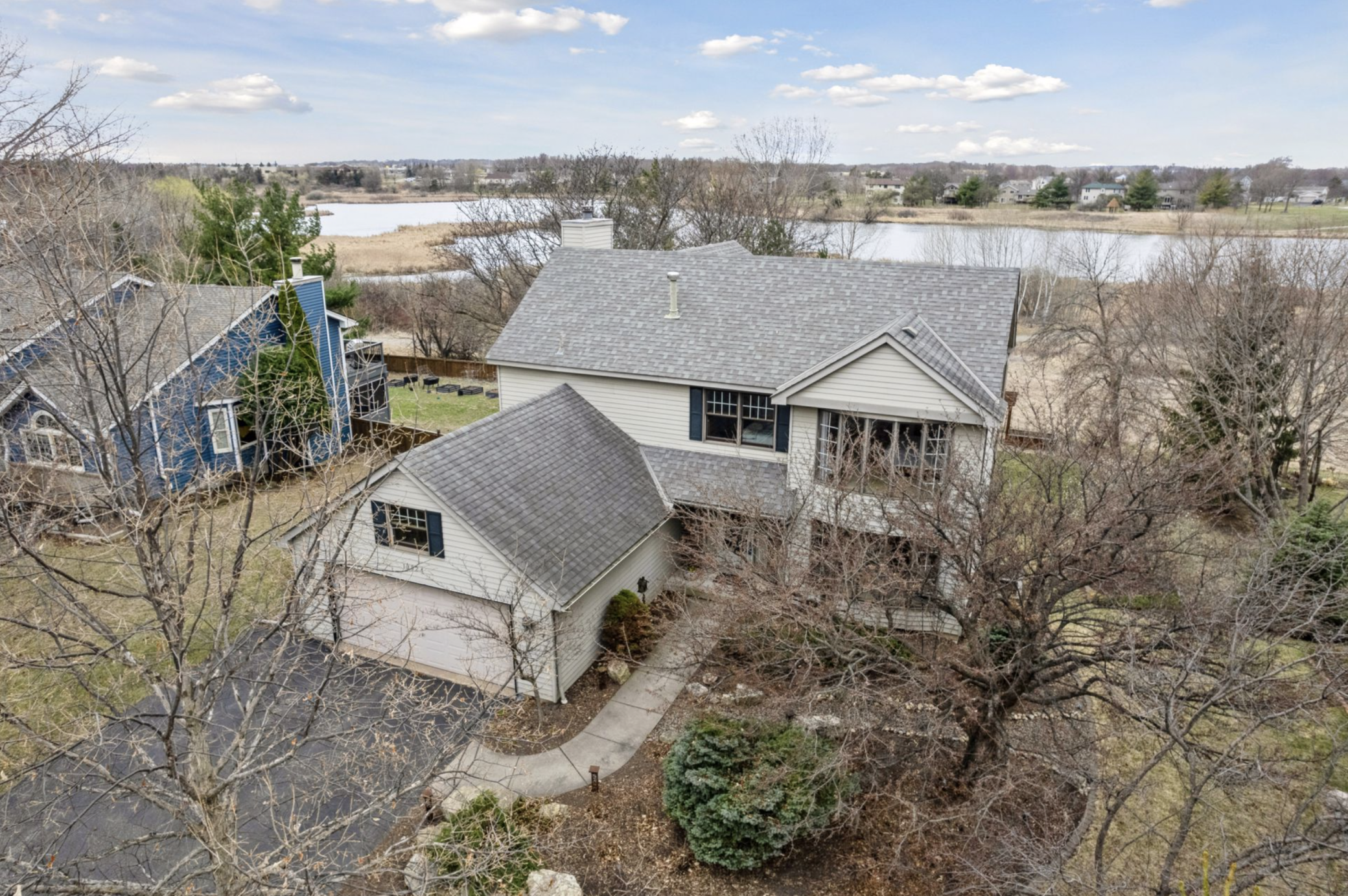13824 Sunset Lake Drive, Burnsville, Minnesota image 1