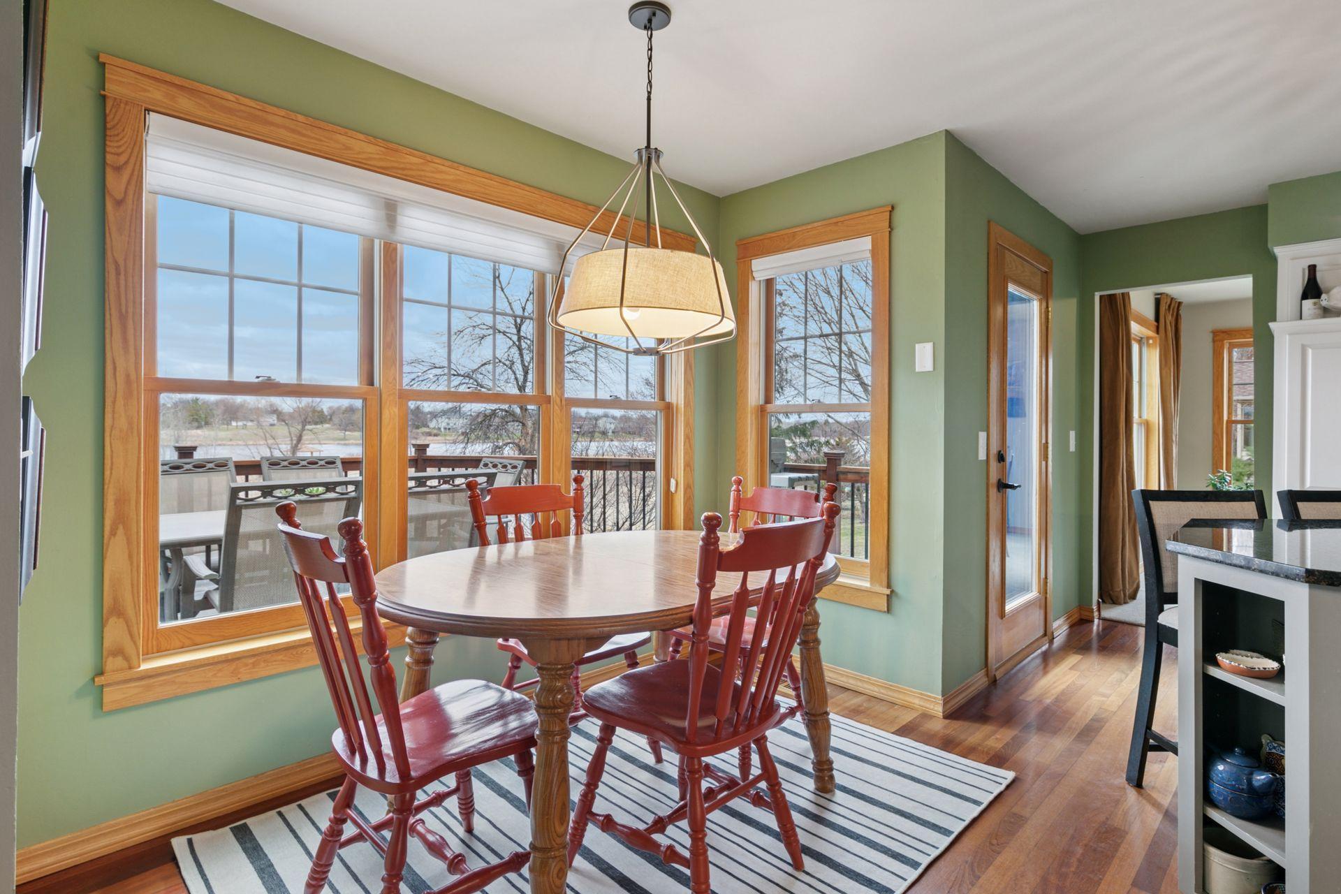 13824 Sunset Lake Drive, Burnsville, Minnesota image 8