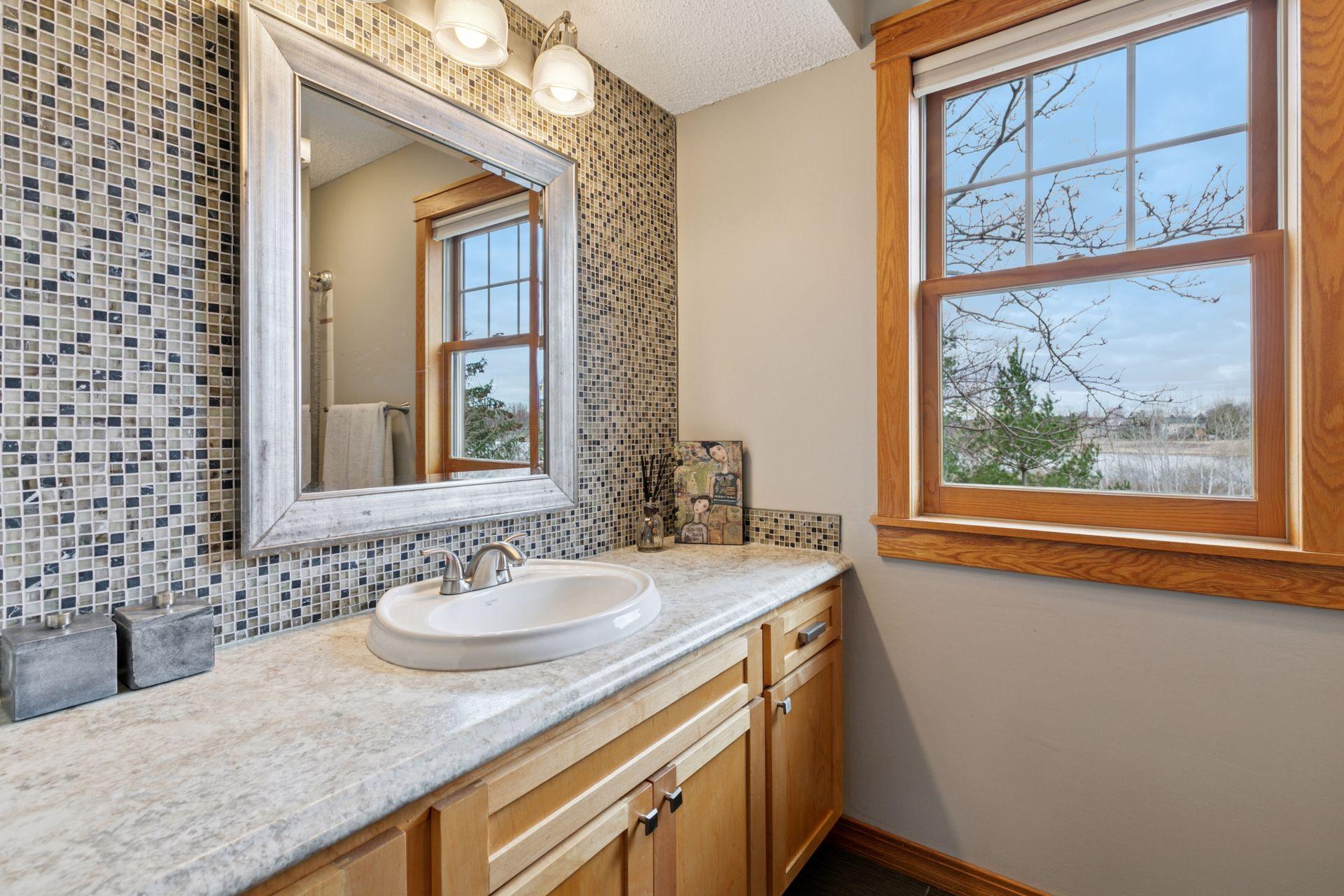 13824 Sunset Lake Drive, Burnsville, Minnesota image 25