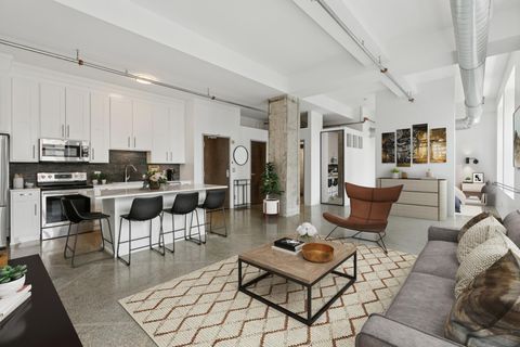 Condo For Sale - 350 Saint Peter Street<br/> Ramsey County, Saint Paul, MN 55102