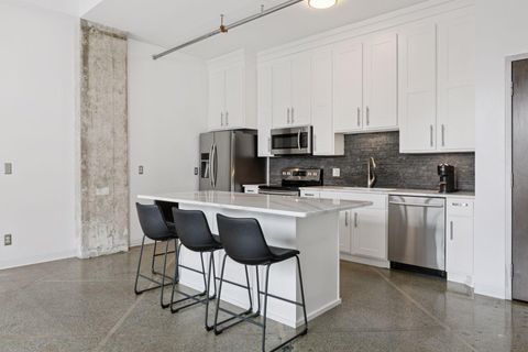 Condo For Sale - 350 Saint Peter Street<br/> Ramsey County, Saint Paul, MN 55102