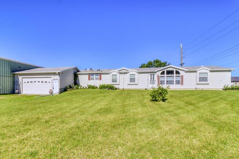 Homes For Sale - 325 1 Street<br/> Ulen, MN 56585