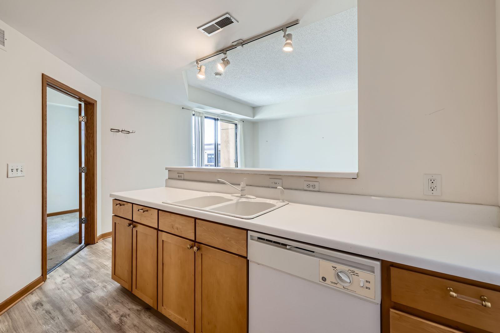 820 Emerald Street #402, Saint Paul, Minnesota image 12