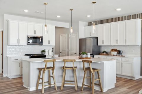 Townhouse For Sale - 4806 Airlake Drive<br/> Washington County, Woodbury, MN 55129