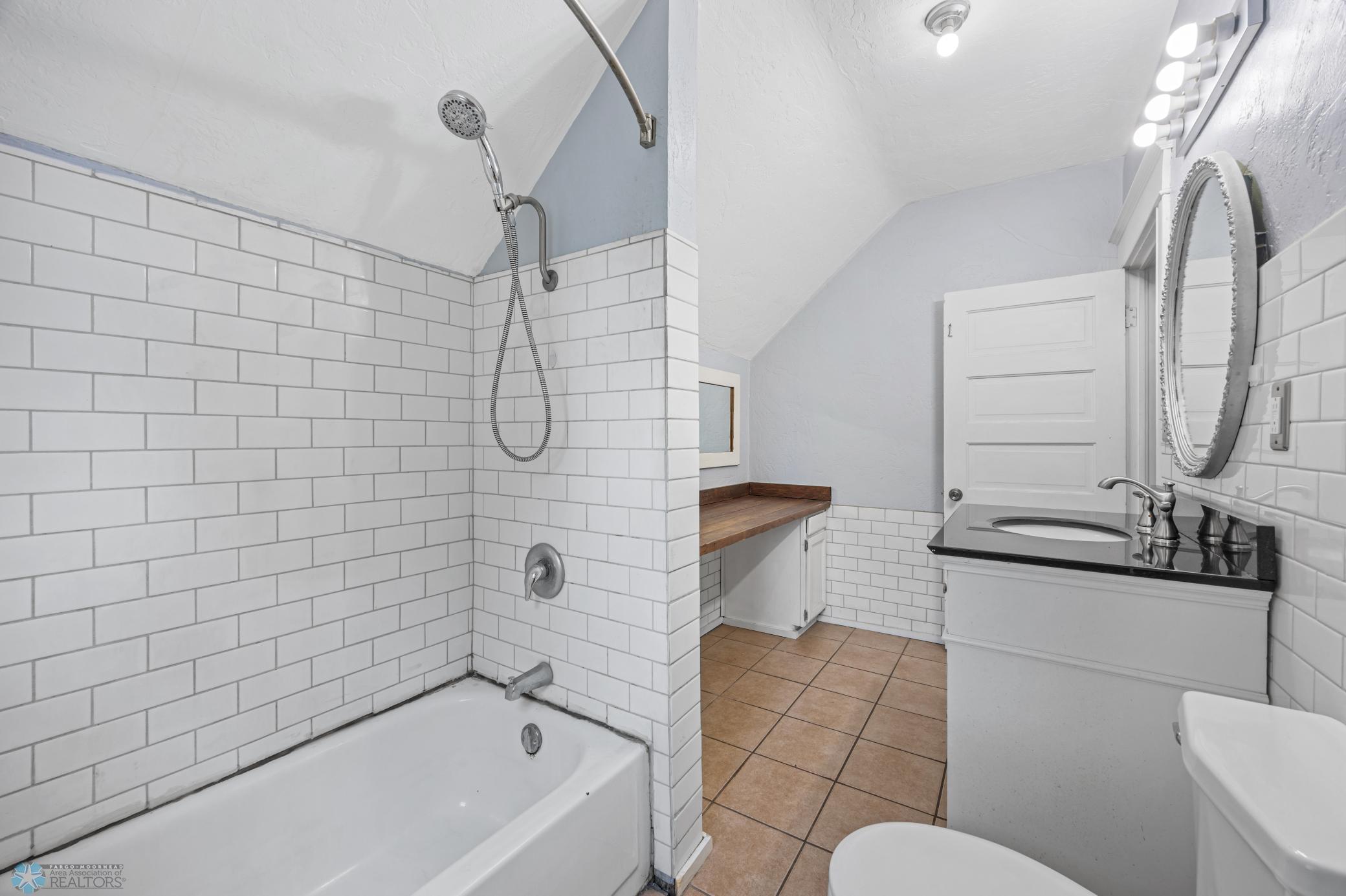 Dilworth, Minnesota 56529, United States, 3 Bedrooms Bedrooms, ,2 BathroomsBathrooms,Residential,Active,181870