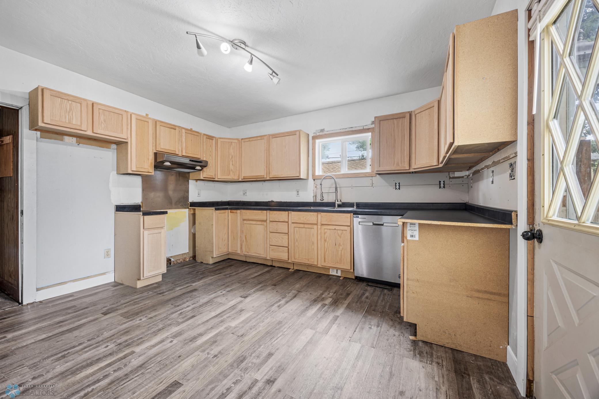 Dilworth, Minnesota 56529, United States, 3 Bedrooms Bedrooms, ,2 BathroomsBathrooms,Residential,Active,181870