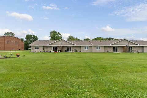 Townhouse For Sale - 920 Portland Street<br/> Pope County, Villard, MN 56385