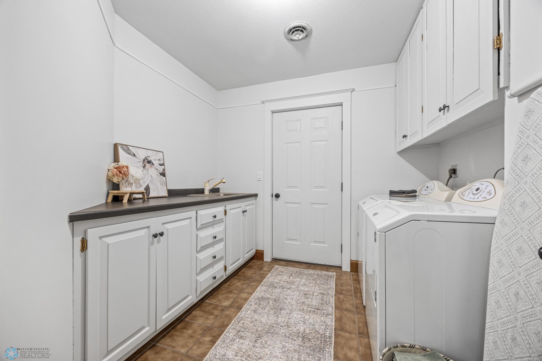 581 Shorewood Drive, Detroit Lakes, Minnesota image 20
