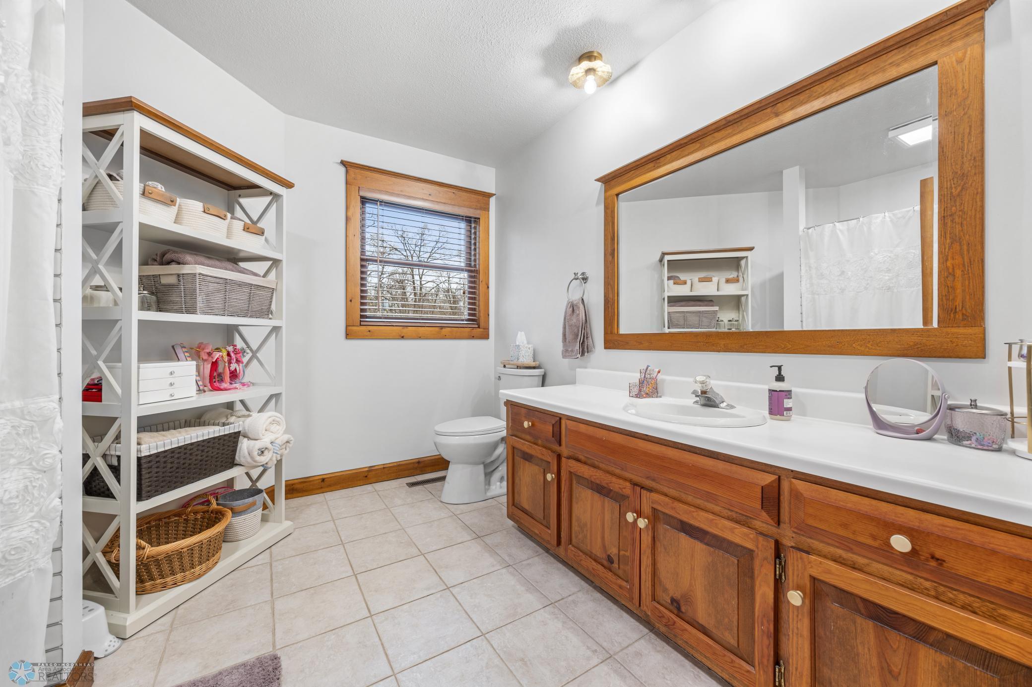 581 Shorewood Drive, Detroit Lakes, Minnesota image 27