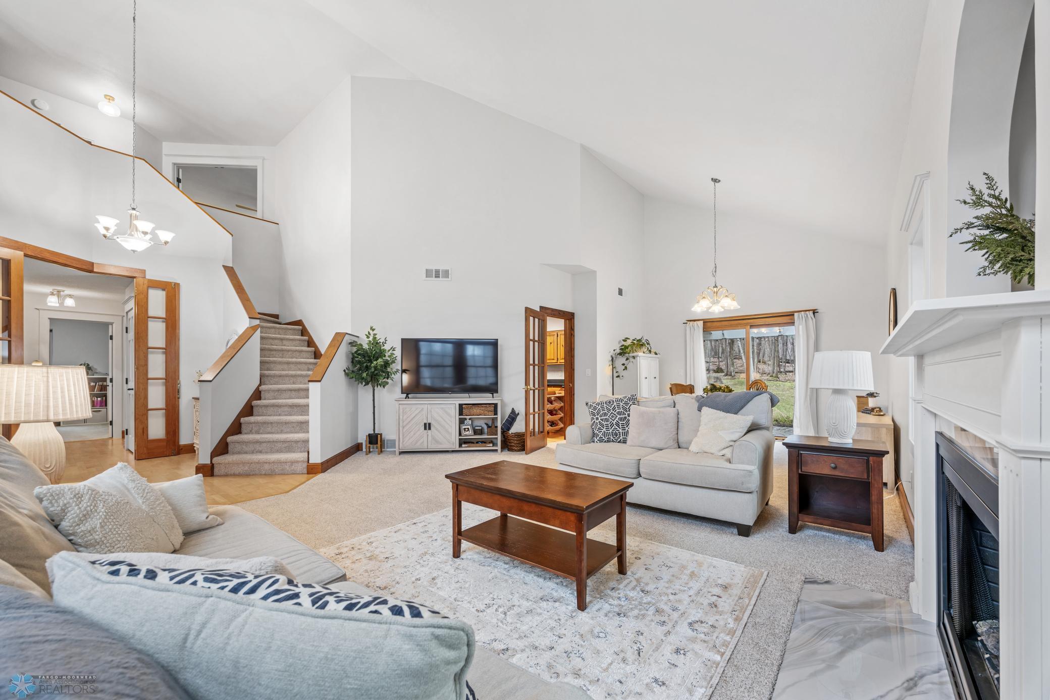 581 Shorewood Drive, Detroit Lakes, Minnesota image 9