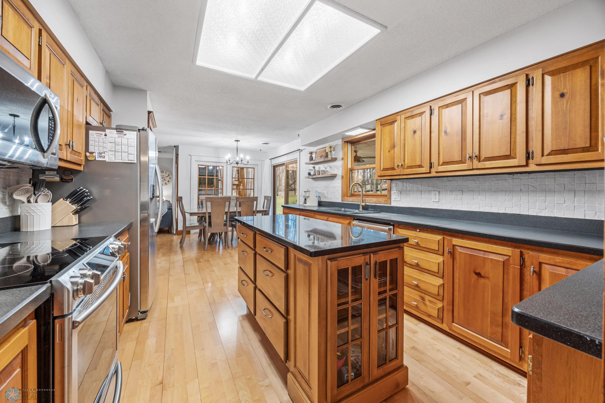 581 Shorewood Drive, Detroit Lakes, Minnesota image 13
