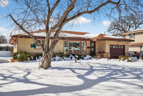 Homes For Sale - 12632 Natchez Avenue<br/> Savage, MN 55378