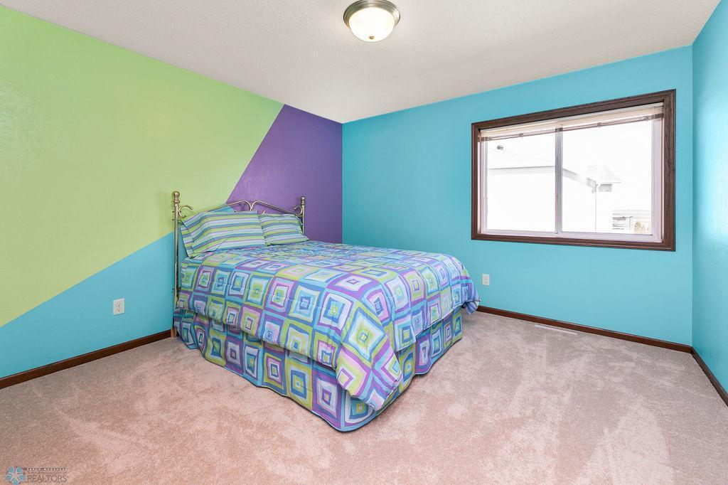 503 Martins Avenue, Casselton, North Dakota image 15