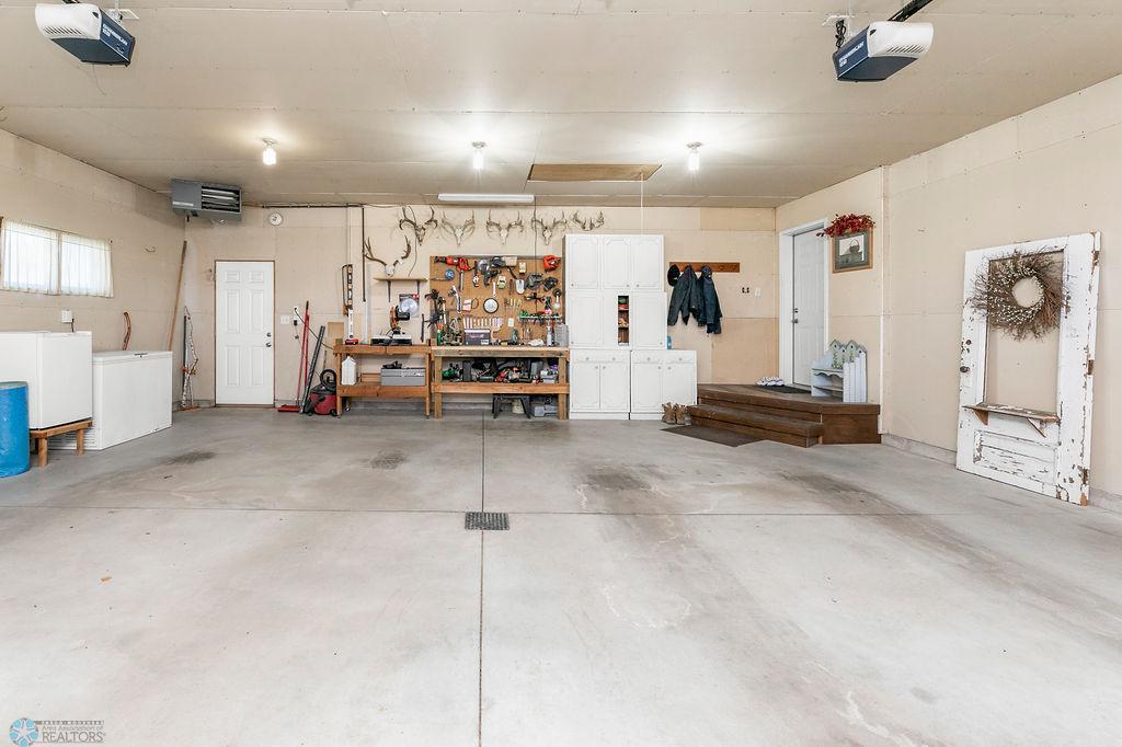 503 Martins Avenue, Casselton, North Dakota image 28