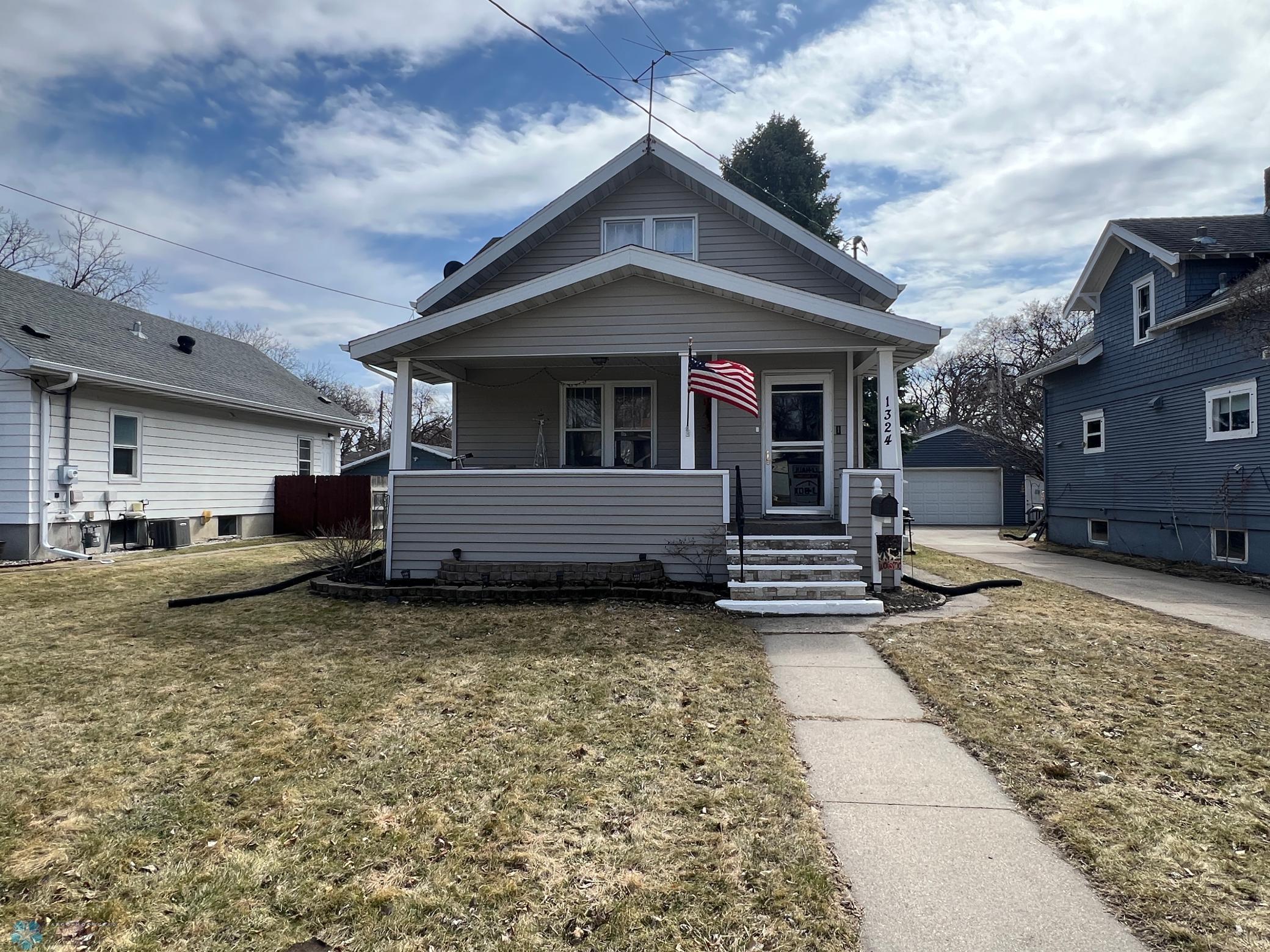 1324 11th Avenue, Fargo, North Dakota image 1