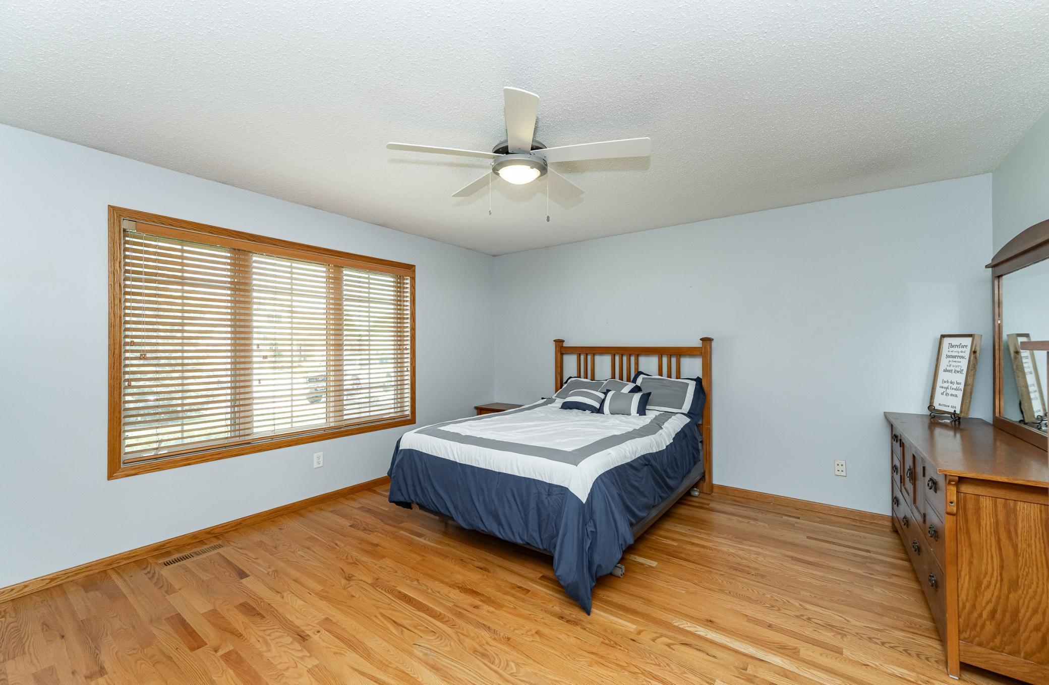 1120 Esther Lane, Owatonna, Minnesota image 18