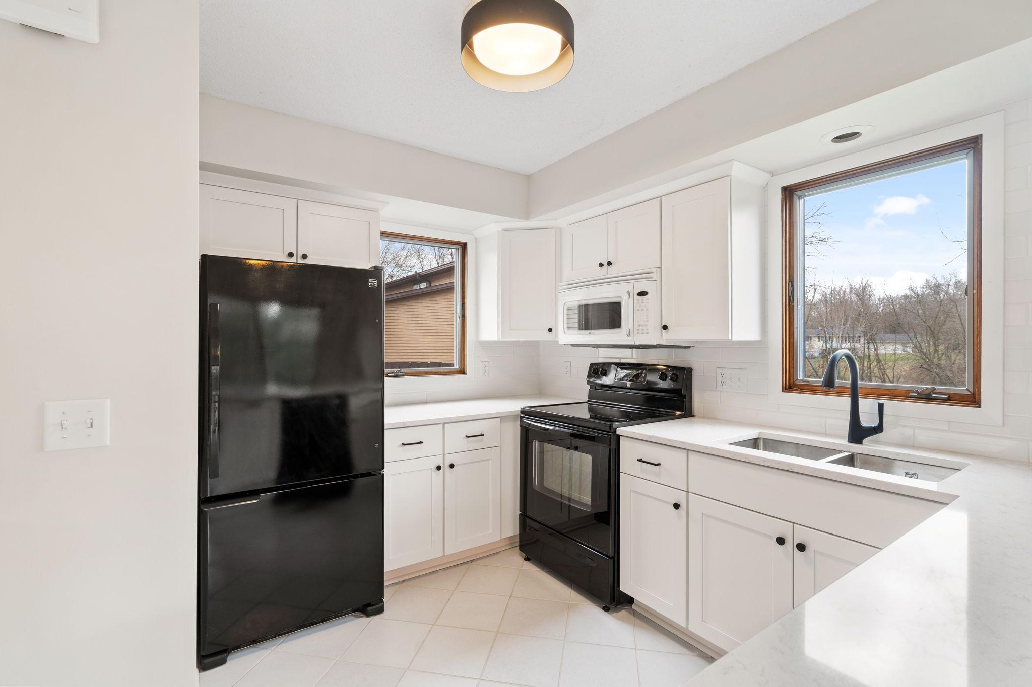 434 E 11th Street #D, New Richmond, Wisconsin image 19