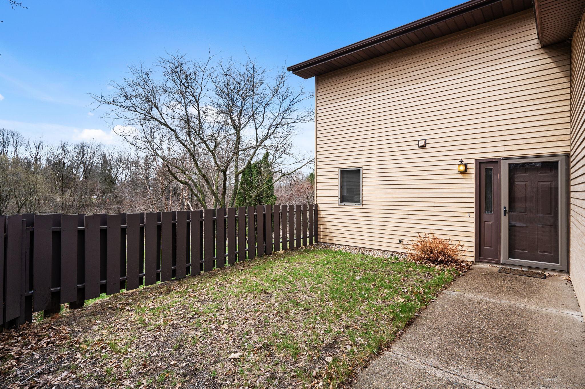434 E 11th Street #D, New Richmond, Wisconsin image 26
