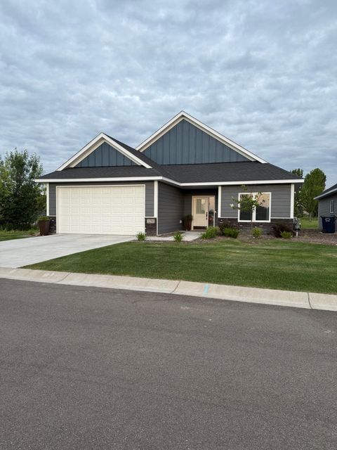 Townhouse For Sale - 12765 292nd Lane<br/> Lindstrom, MN 55045