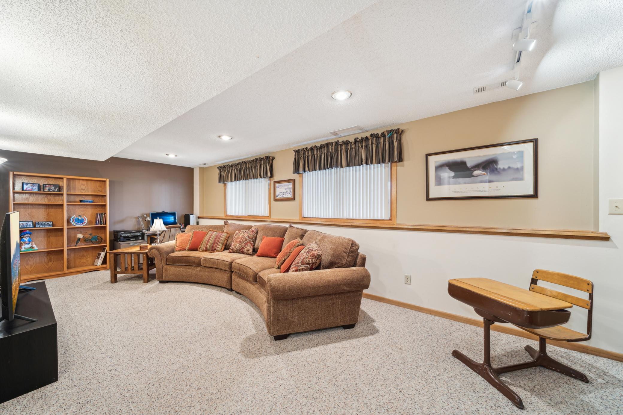 14215 Dekalb Avenue, Rosemount, Minnesota image 27