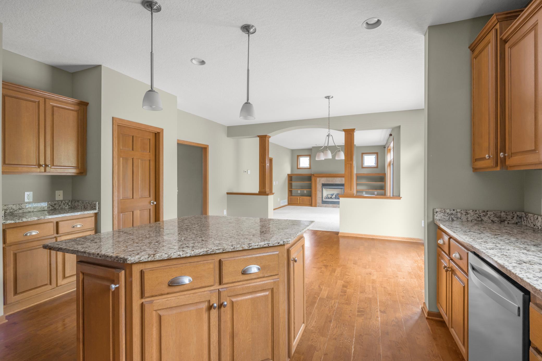 10543 Noble Circle, Minneapolis, Minnesota image 19