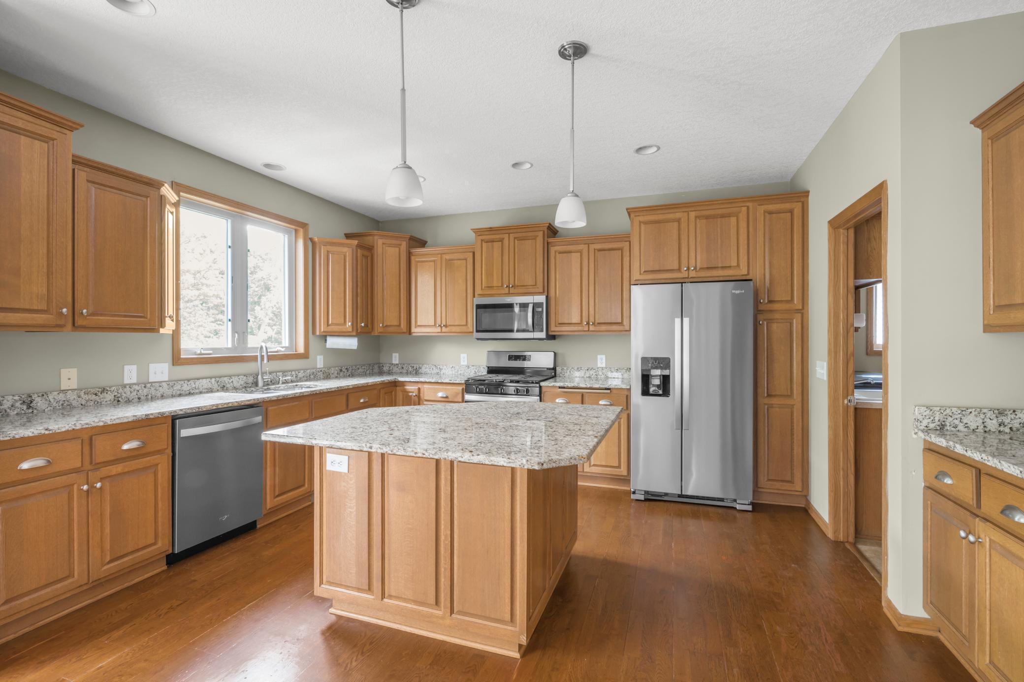 10543 Noble Circle, Minneapolis, Minnesota image 17