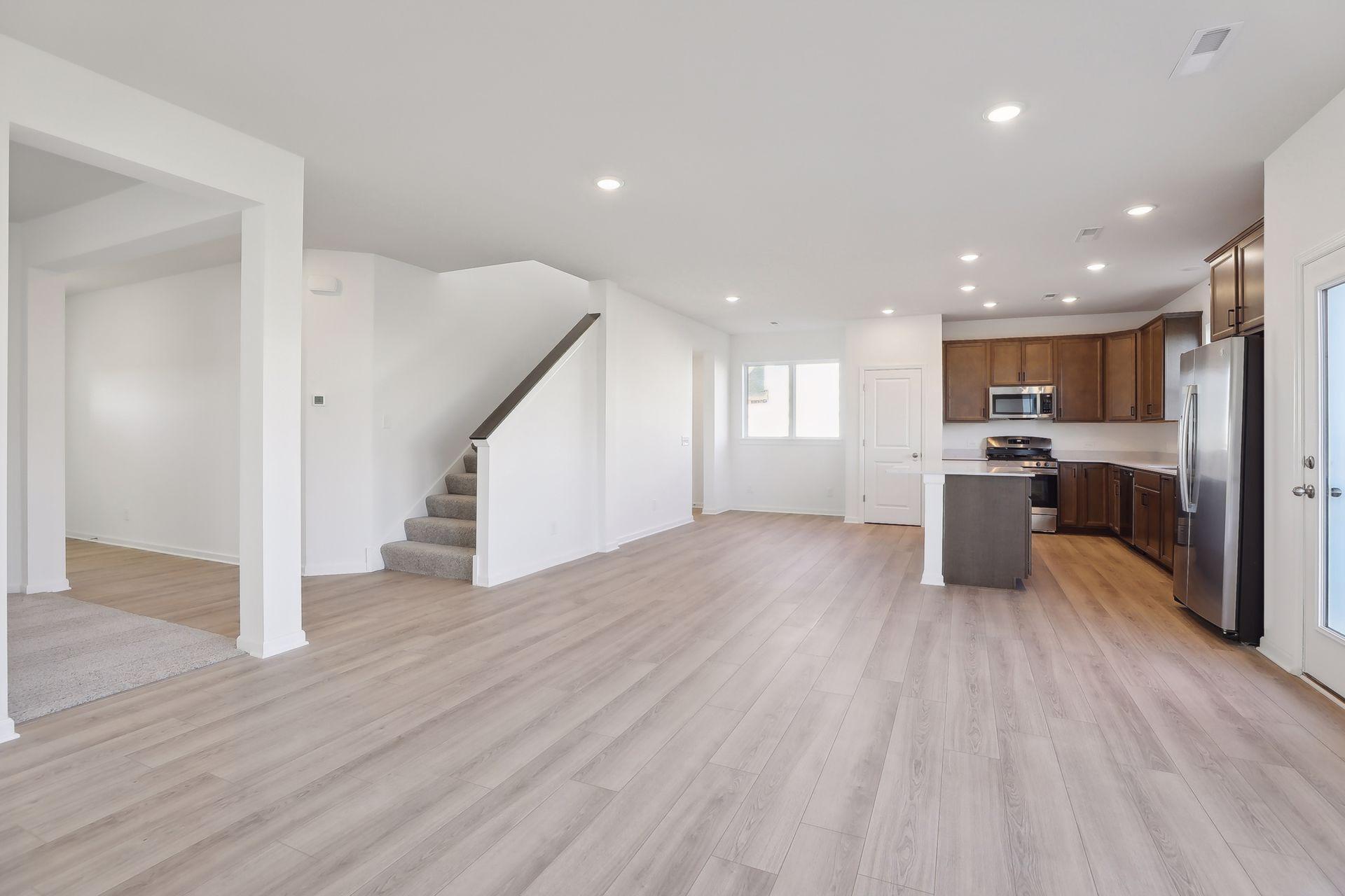 15015 Ardgillan Road, Rosemount, Minnesota image 28