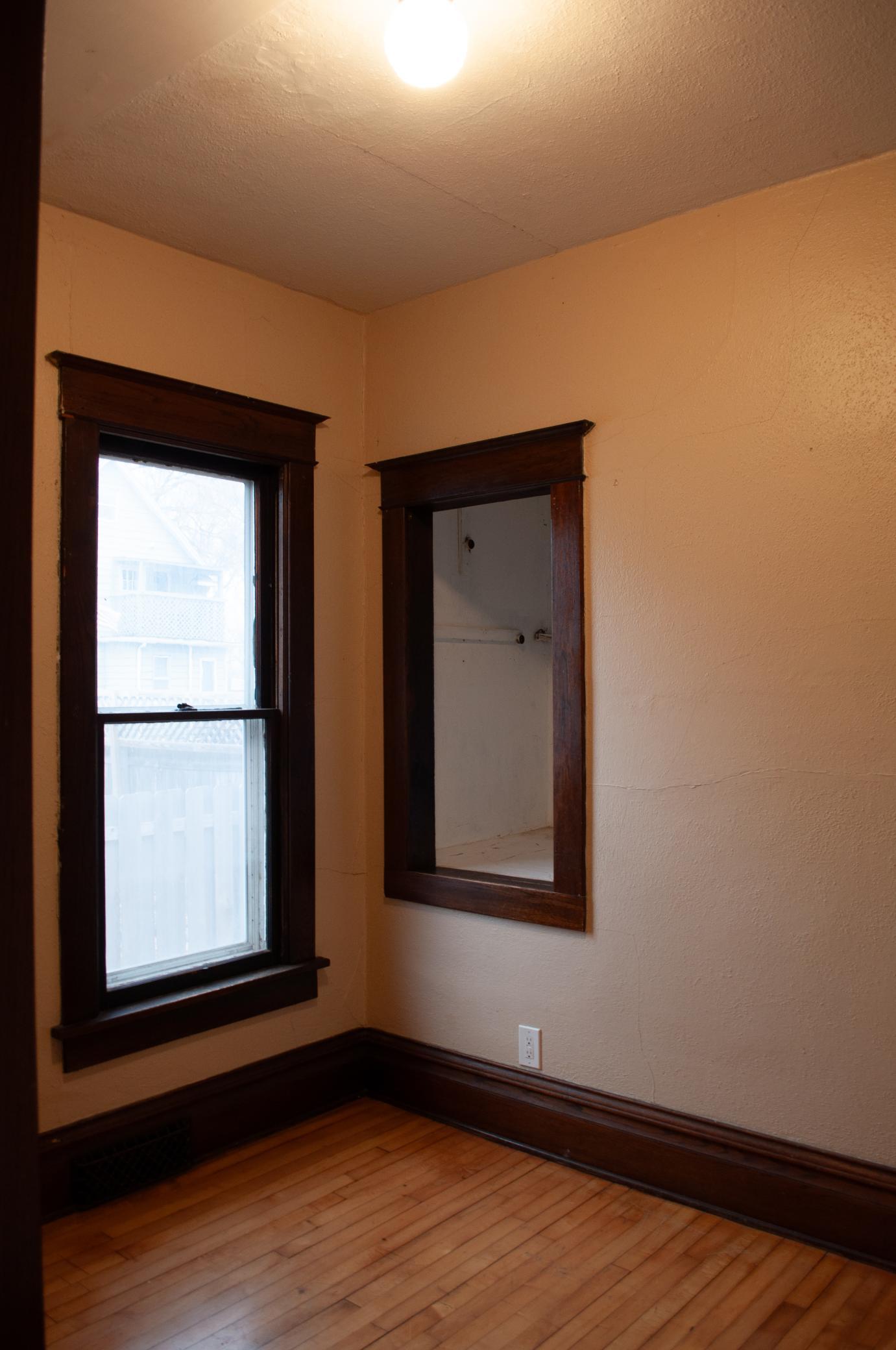 Moorhead, Minnesota 56560, United States, 4 Bedrooms Bedrooms, ,2 BathroomsBathrooms,Residential,Active,242048