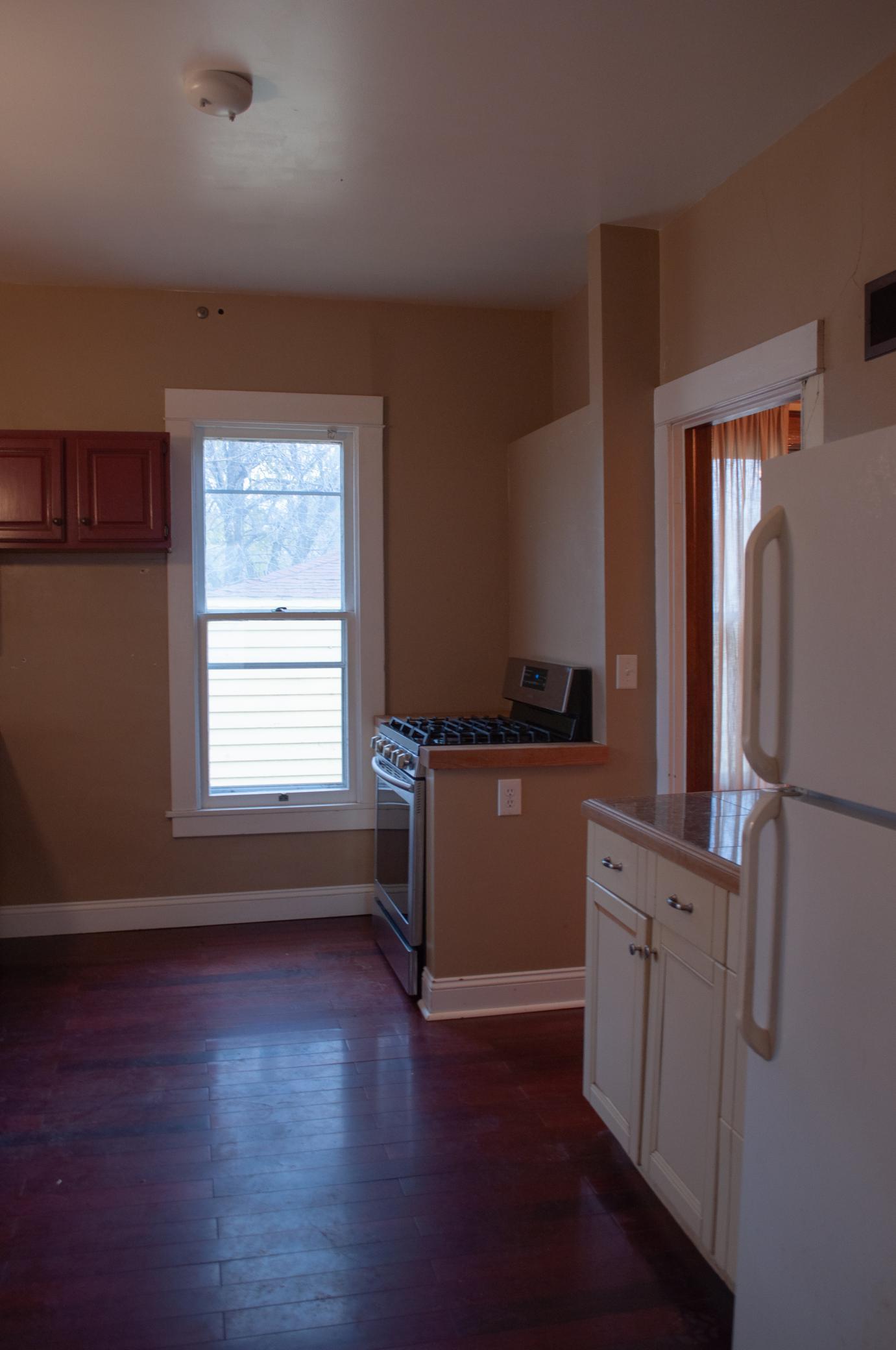 Moorhead, Minnesota 56560, United States, 4 Bedrooms Bedrooms, ,2 BathroomsBathrooms,Residential,Active,242048