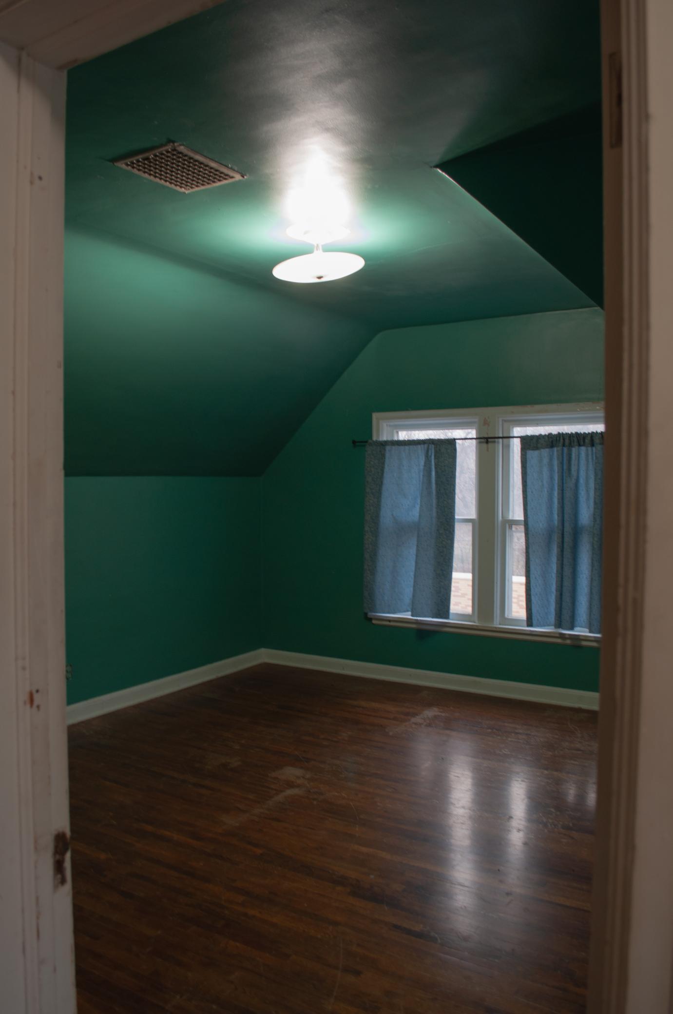 Moorhead, Minnesota 56560, United States, 4 Bedrooms Bedrooms, ,2 BathroomsBathrooms,Residential,Active,242048