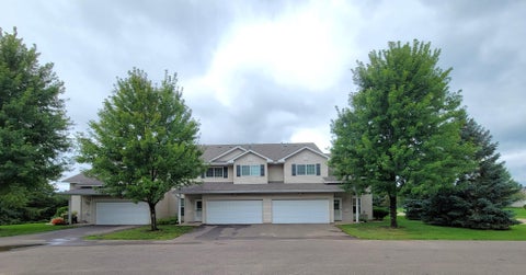 Townhouse For Rent - 10 Bridgewater Trail<br/> Saint Croix County, Hudson, WI 54016