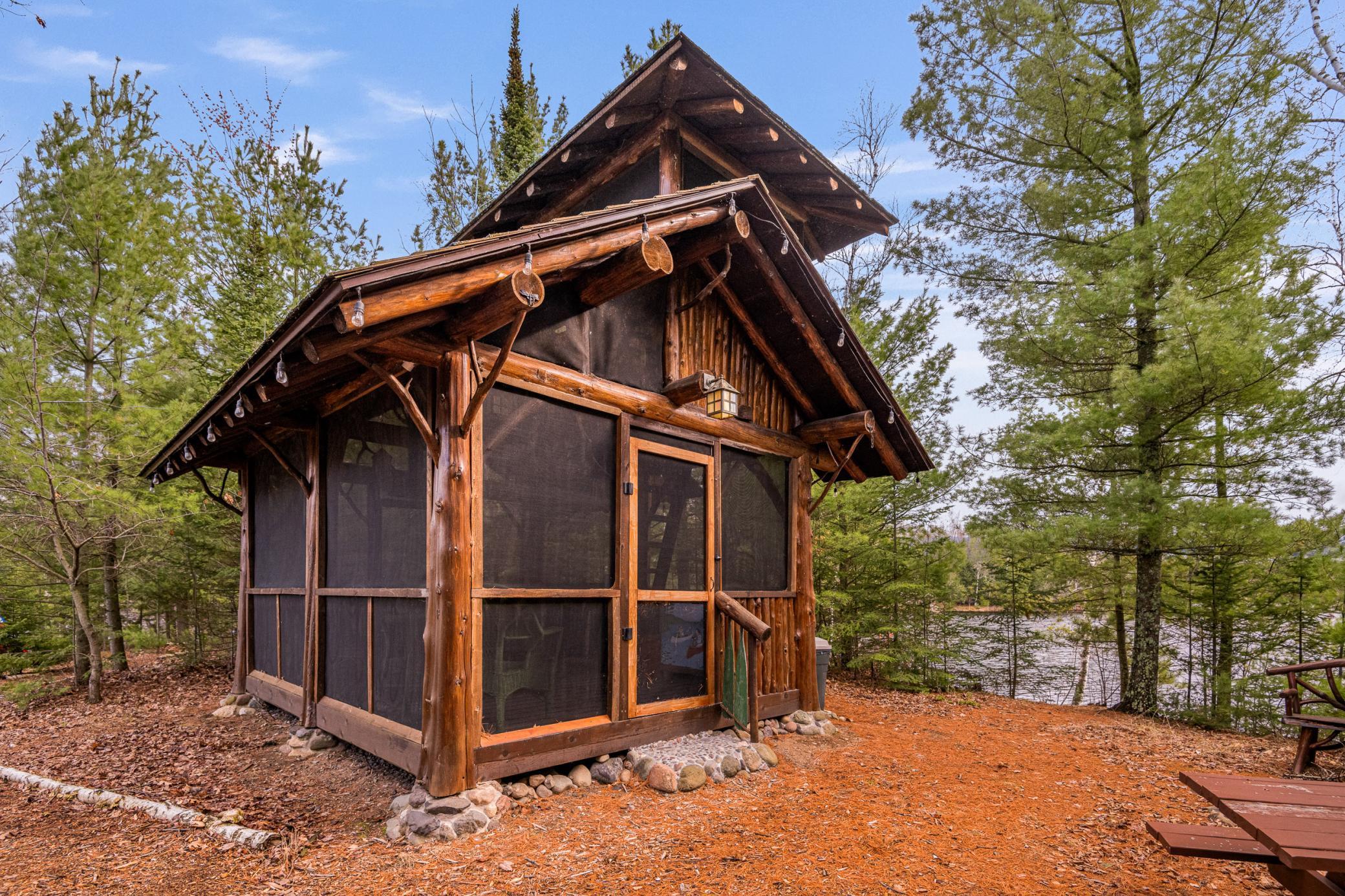 11058 N Loon Bay Lane, Hayward, Wisconsin image 9